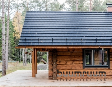 VÄIKE PALKMAJA KESET ROHELUST